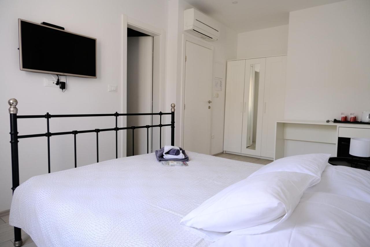 Boutique Hotel Alegria Supetar Exterior photo