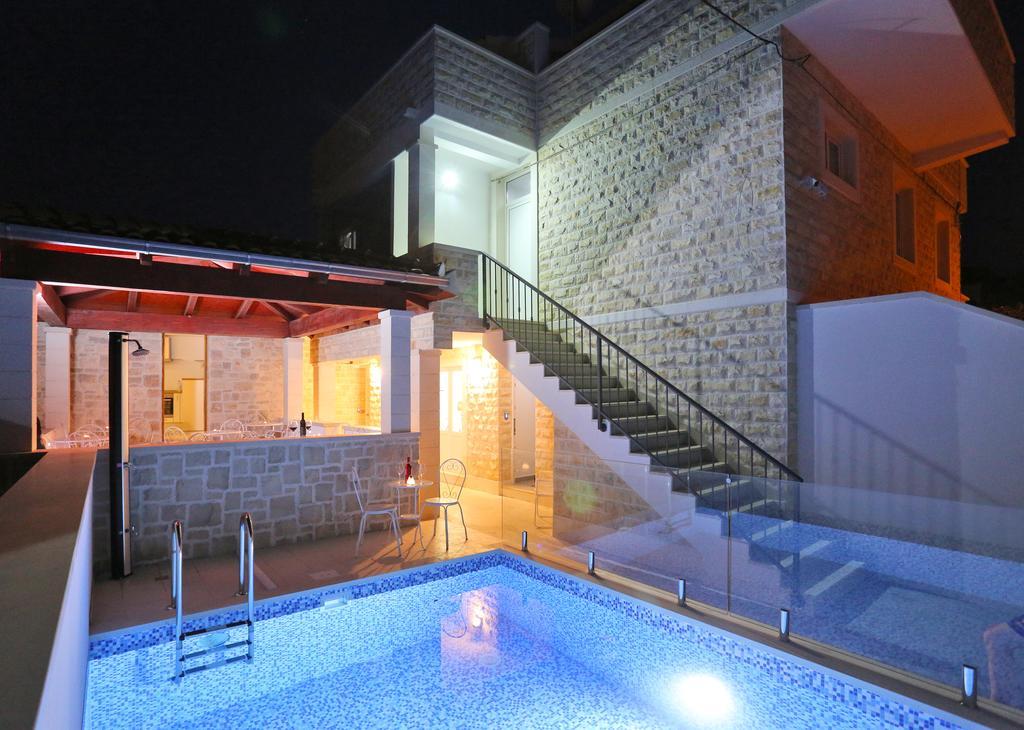 Boutique Hotel Alegria Supetar Exterior photo
