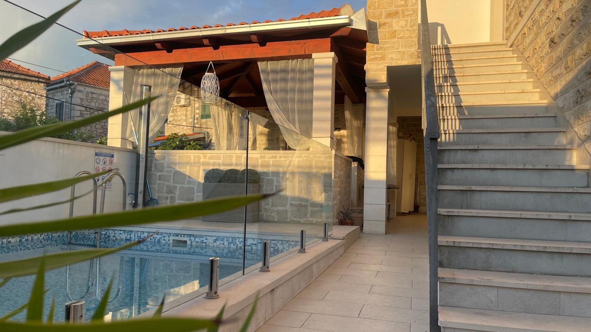 Boutique Hotel Alegria Supetar Exterior photo